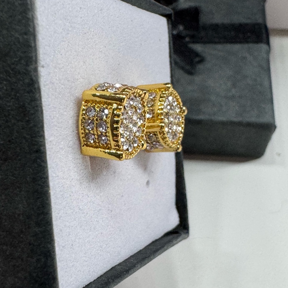 CZ MICRO NAIL GOLDTONE STUD EARRINGS BOXED ANS READY TO GIFT - Picture 8 of 12